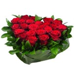 Композиция «Сердце из 21 красной розы»